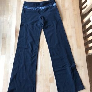 Lululemon Groove pants